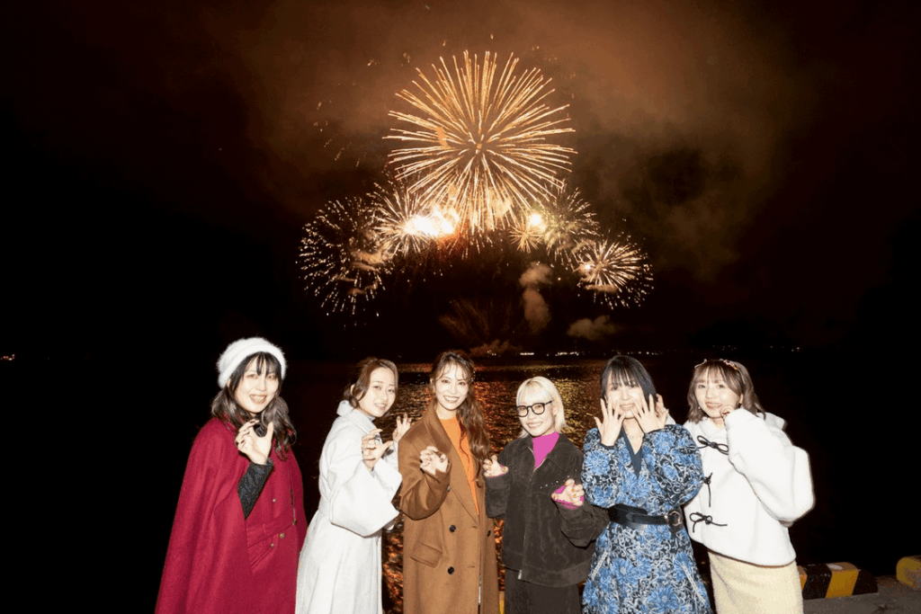 Kinugawa Rika, Kawase Maki, Tano Asami, Hondo Kaede, Taneda Risa, and Tanaka Minami from the “Franchouchou Returns to Imari Bay Fireworks Display"🎇