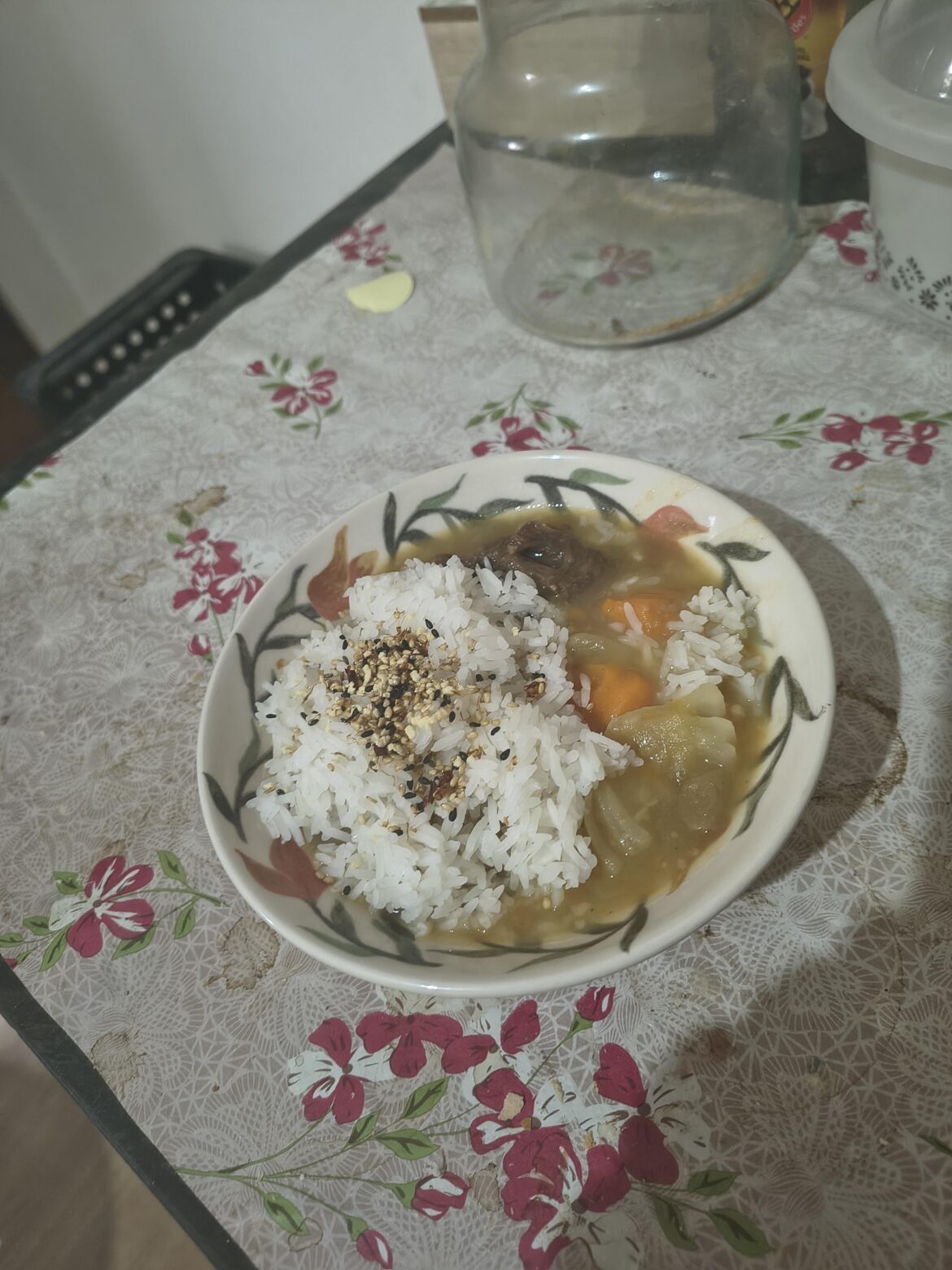 Karē raisu in a rainy day