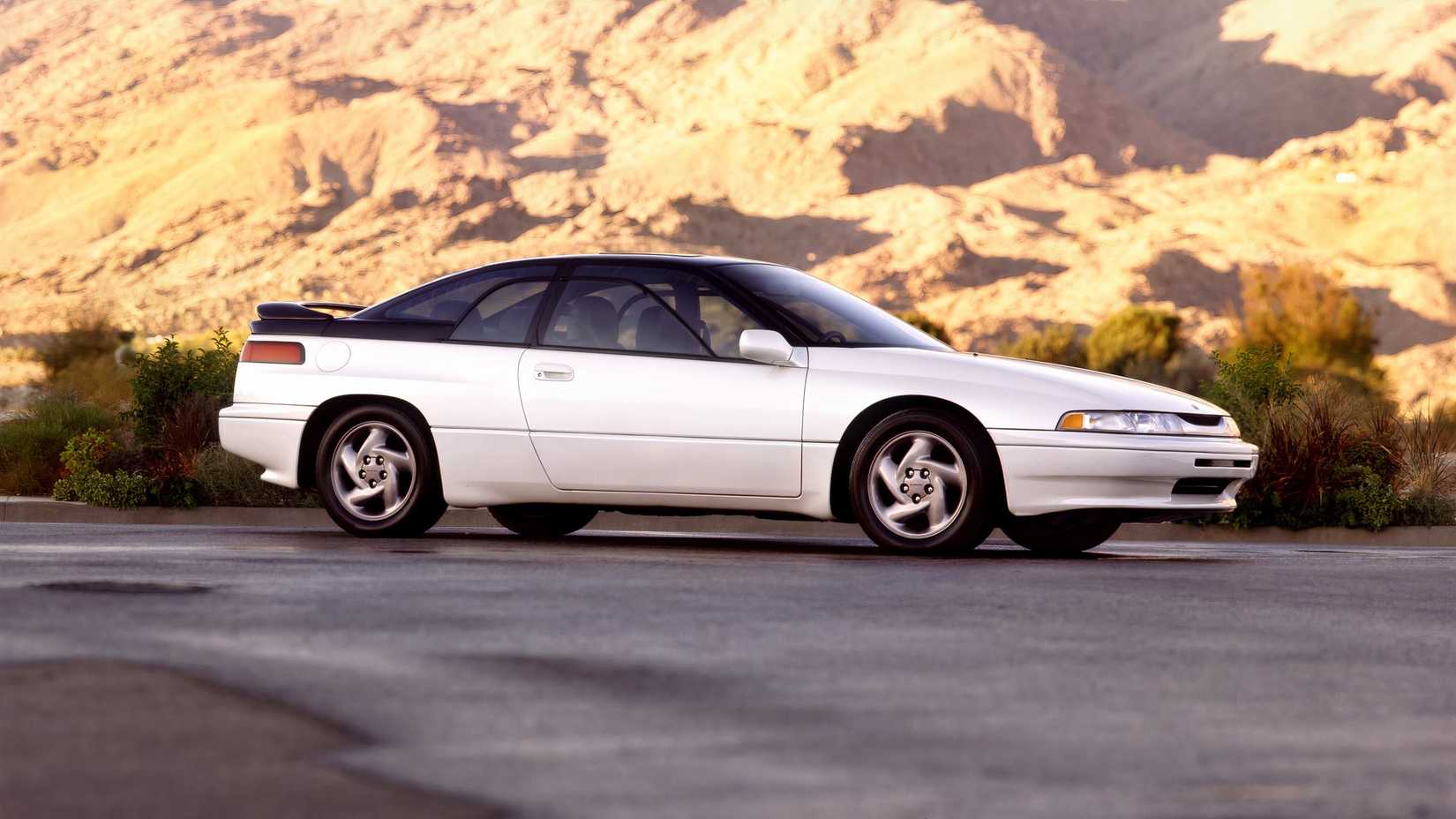 White Subaru SVX