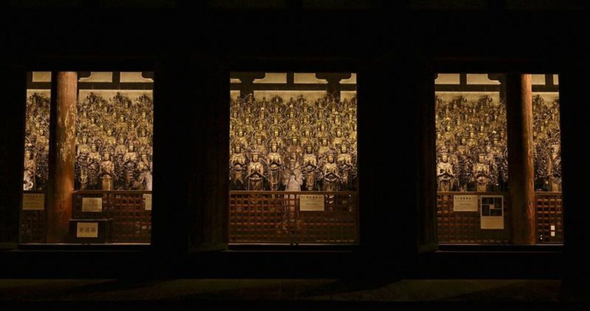 1,001 Buddhist Statues Illuminated at Kyoto Temple Hall in Limited-time Event 1,001 Buddhist Statues Illuminated at Kyoto Temple Hall in Limited-time Event