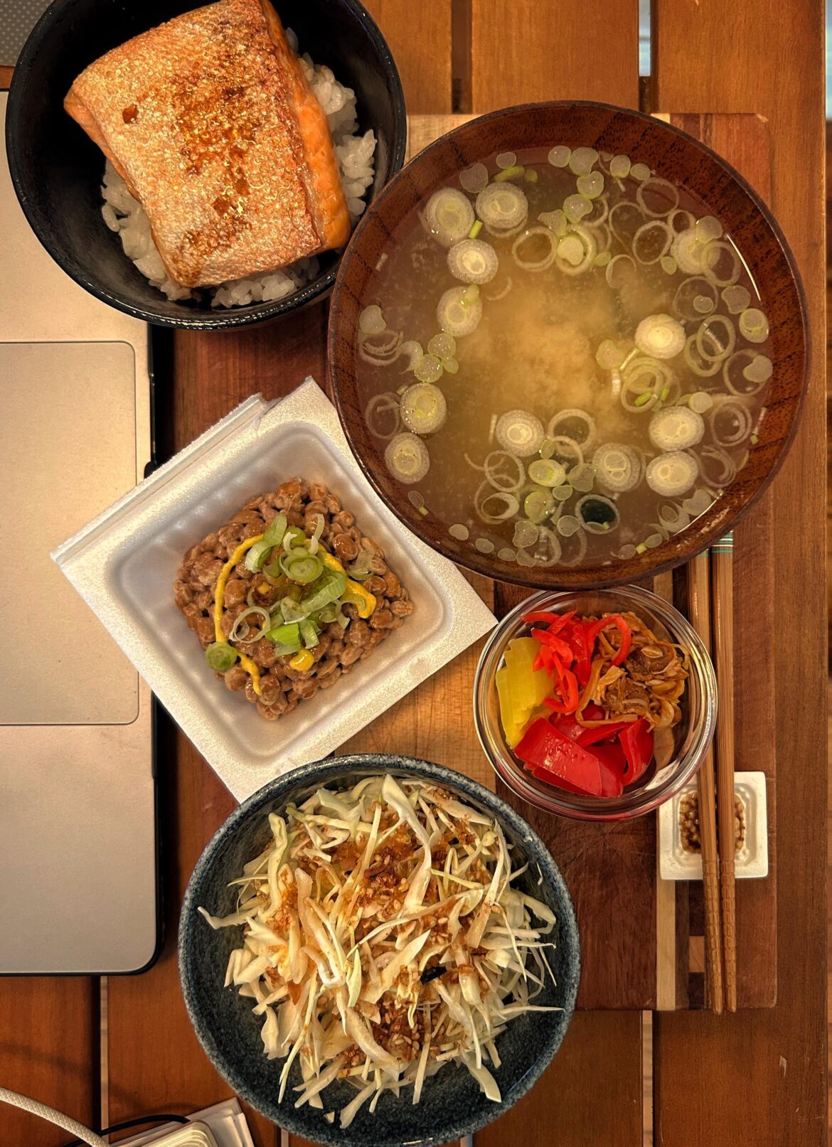 Breakfast, featuring my favorite chopsticks holder 😋