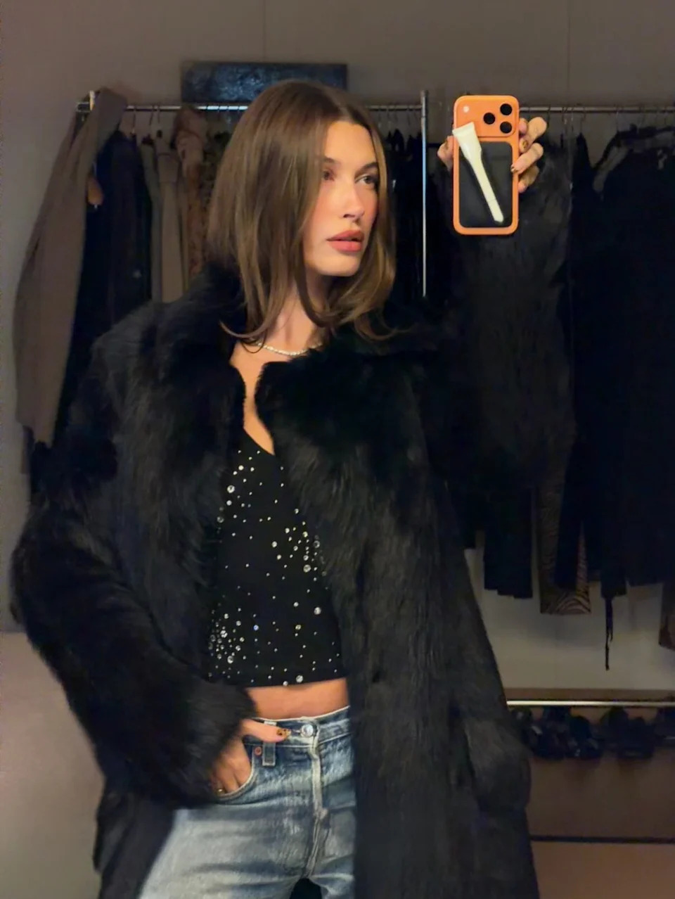 <span class="wp-caption-text">Hailey Bieber / Instagram</span>