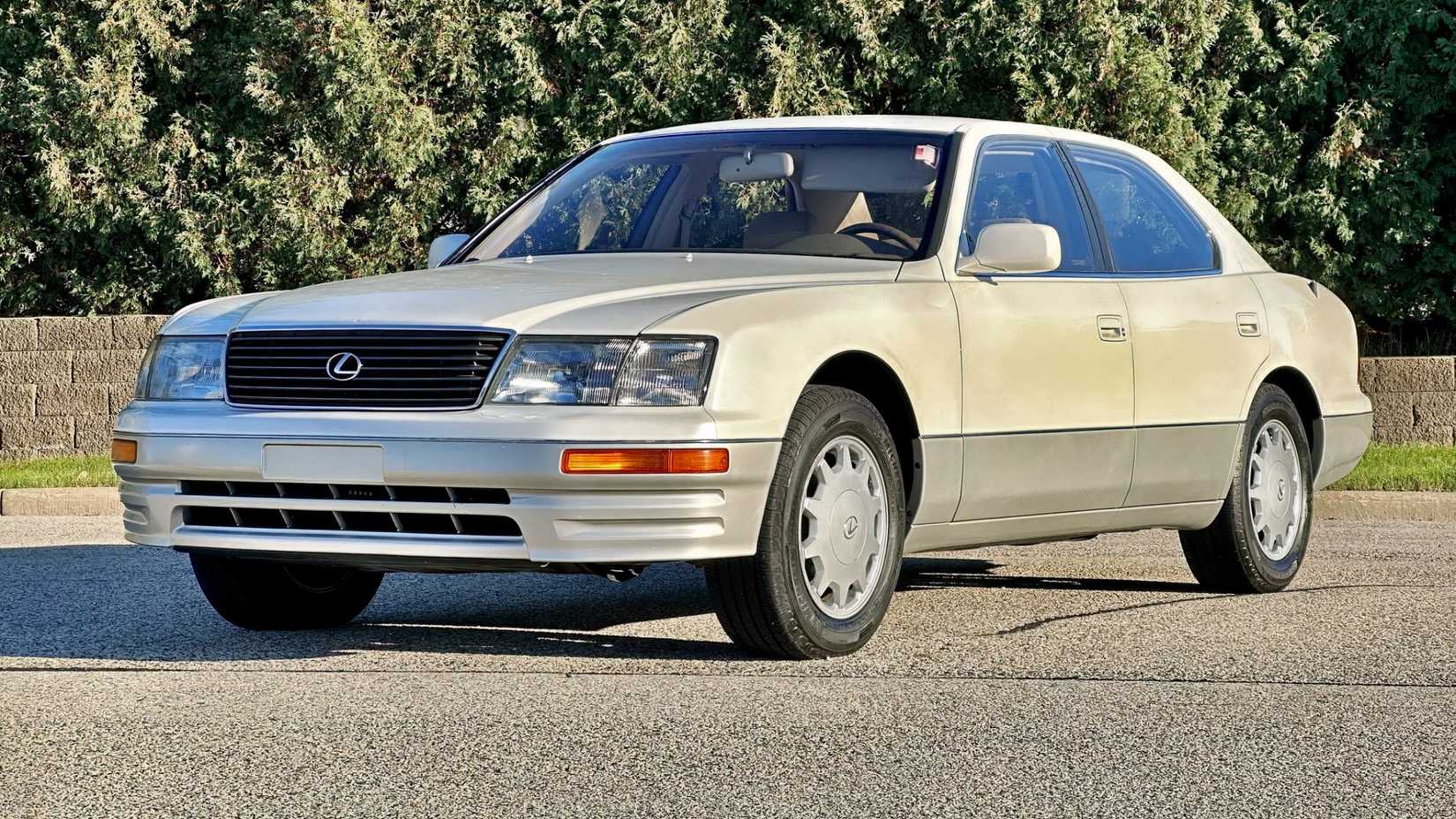 1995 Lexus LS400