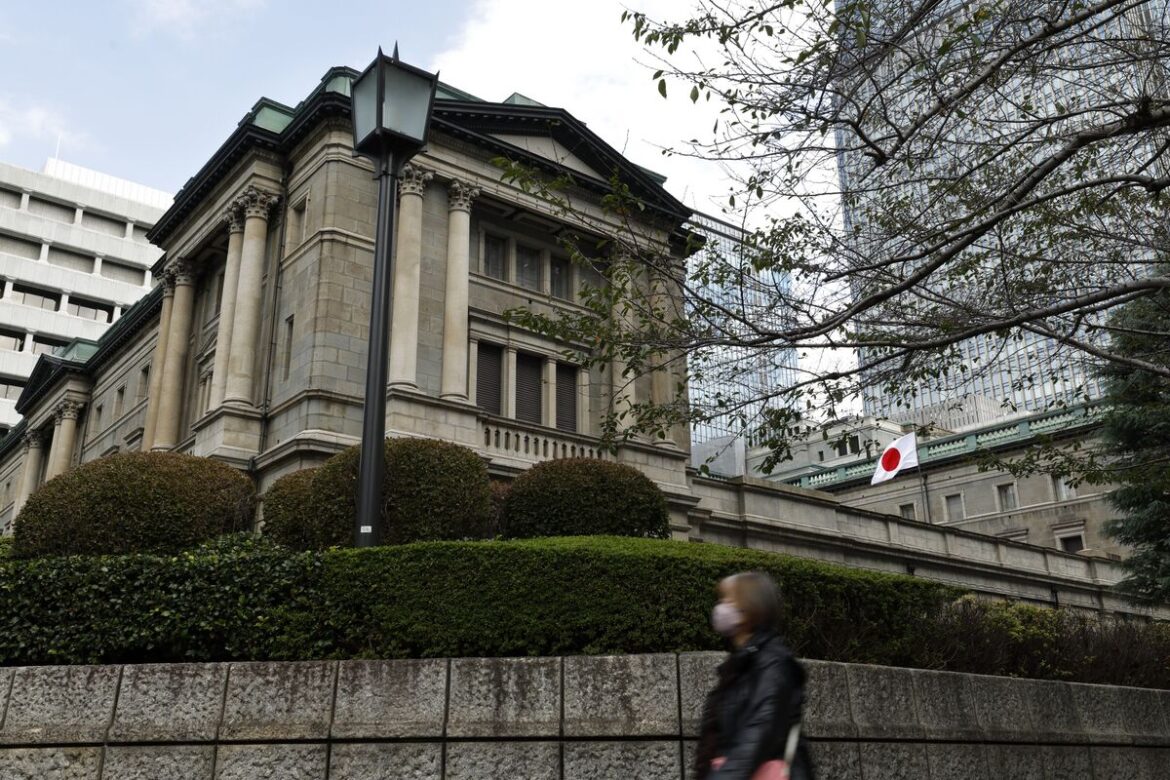 Bank of Japan's Ueda Sends Clear Hint at Chance of December Rate Hike