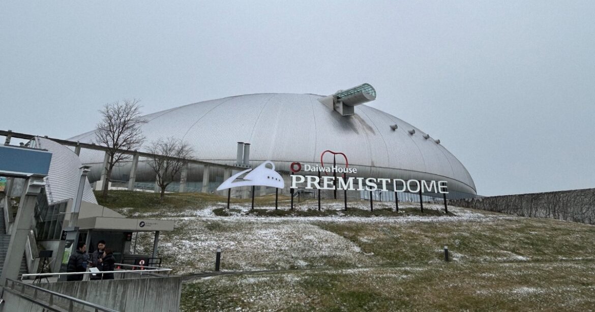 Local groups step in over Sapporo travel crunch as Arashi tour, univ. exams coincide