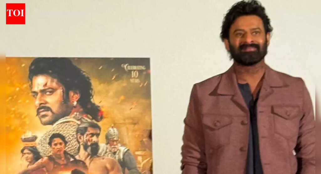 Prabhas’ Japan visit draws massive attention as he attends the special screening of 'Baahubali: The Epic' |