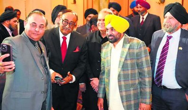 CM holds business roadshow in Osaka CM holds business roadshow in Osaka