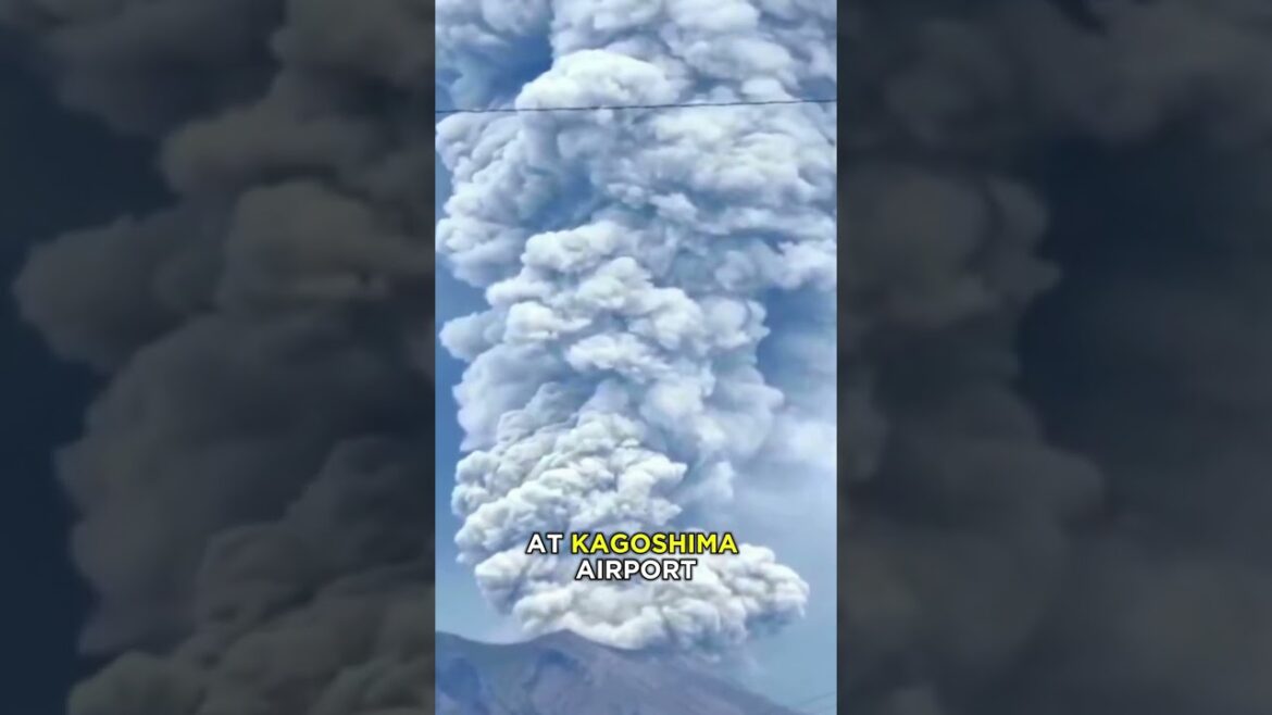Japan Volcano Erupts and Cancels Over 25 Flights! Japan Volcano Erupts and Cancels Over 25 Flights!
