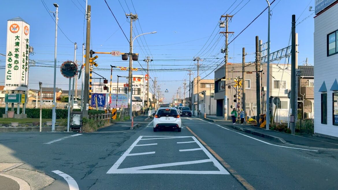 Driving in Japan | Toyohashi City Aichi Prefecture | JAPAN Road Trip | 4K