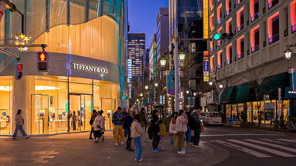 Tokyo Ginza Night Walk 4K HDR – Japan Winter Lights & City Vibes 🌙✨ Tokyo Ginza Night Walk 4K HDR – Japan Winter Lights & City Vibes 🌙✨