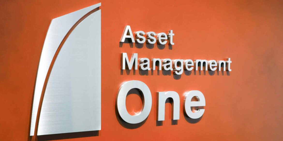 Japan asset managers eye global investors for domestic stock, bond funds Japan asset managers eye global investors for domestic stock, bond funds