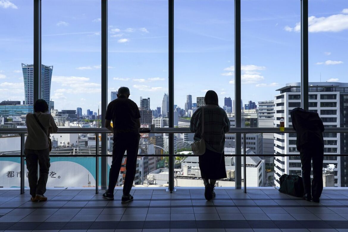 Activist Pushback in Japan MBOs Drives Higher Bids, Share Gains Activist Pushback in Japan MBOs Drives Higher Bids, Share Gains