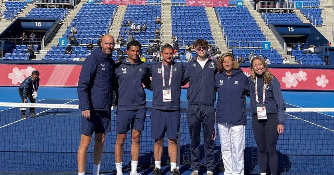 Great Britian Deaf Tennis team fly the flag in Tokyo Great Britian Deaf Tennis team fly the flag in Tokyo
