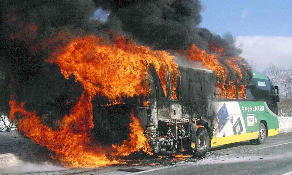 Bus Bound for Hokkaido’s New Chitose Airport Catches Fire Wednesday, No Injuries Bus Bound for Hokkaido’s New Chitose Airport Catches Fire Wednesday, No Injuries