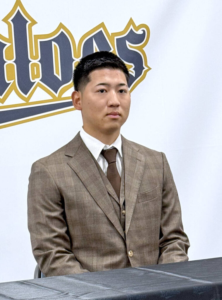 会見に臨むオリックス・椋木蓮（カメラ・南部　俊太）