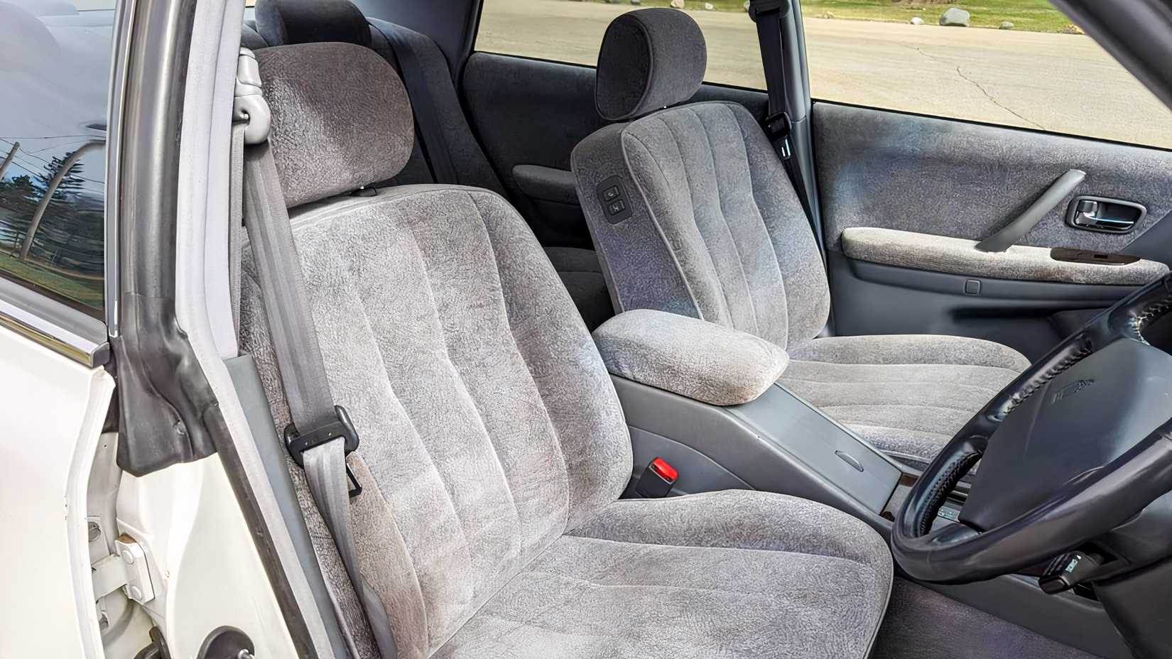 1997 Toyota Crown Majesta