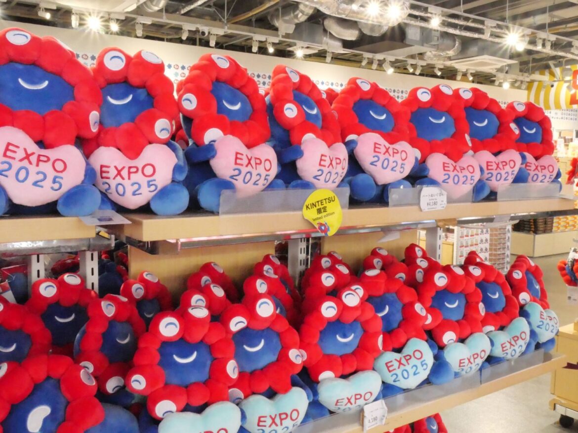 Osaka Expo boosts earnings at rail operators in western Japan