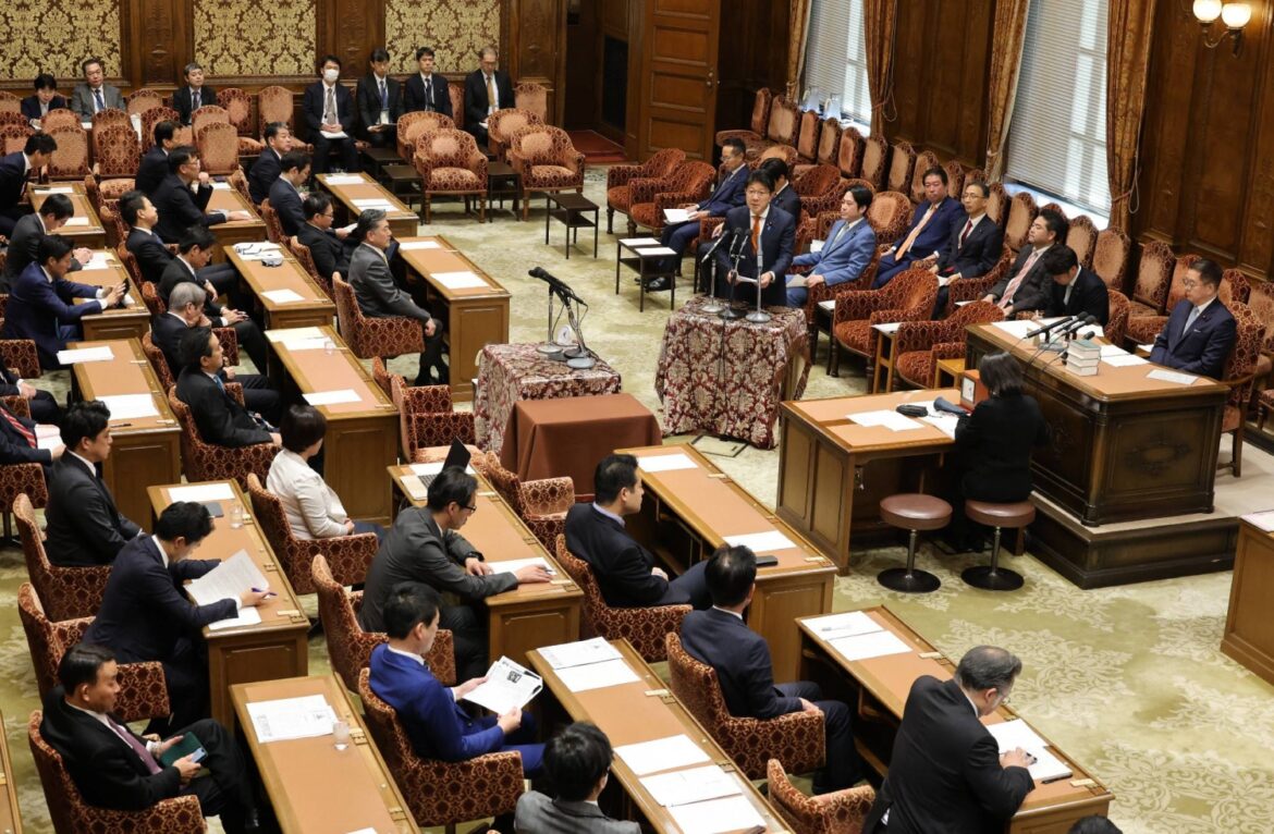 Japan's political parties still apart over donation reform bills