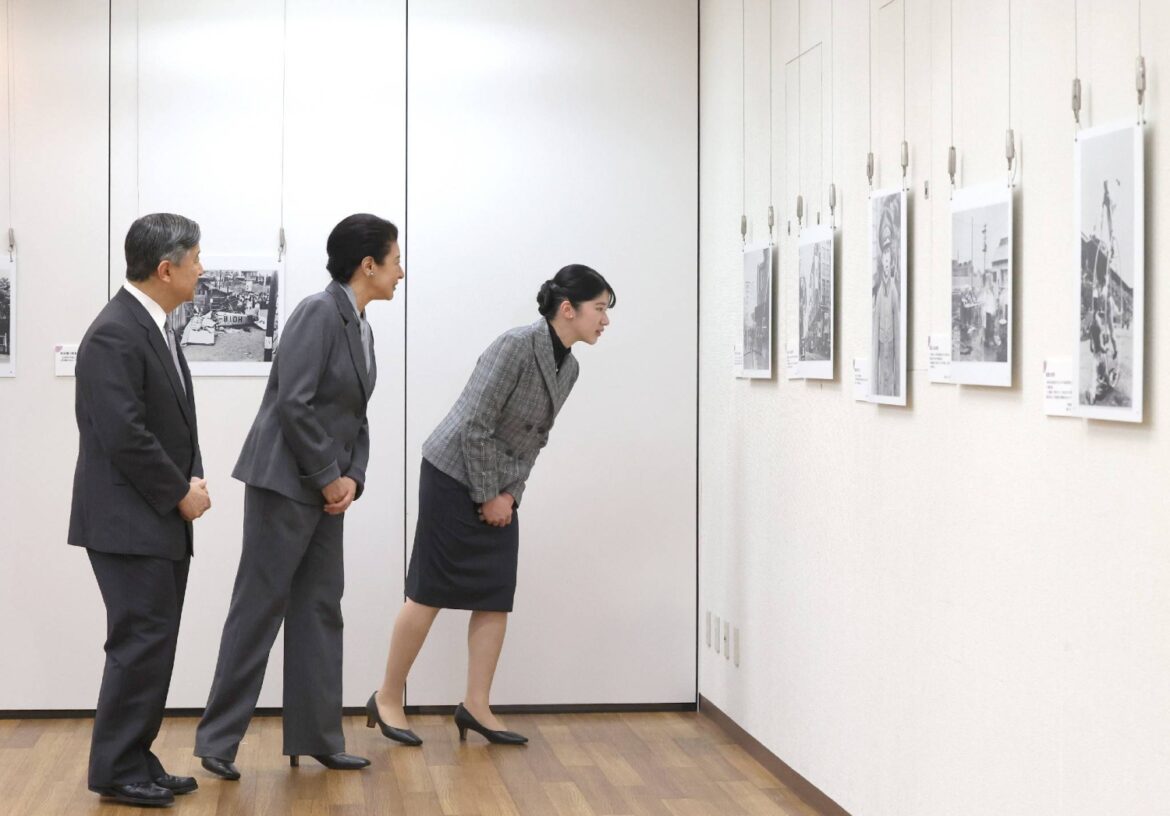 Emperor Naruhito and family visit photo exhibition on wartime Tokyo