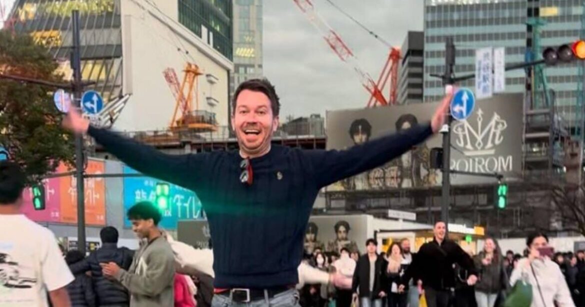 I took on world's busiest road crossing that's now a mad attraction | Travel News | Travel