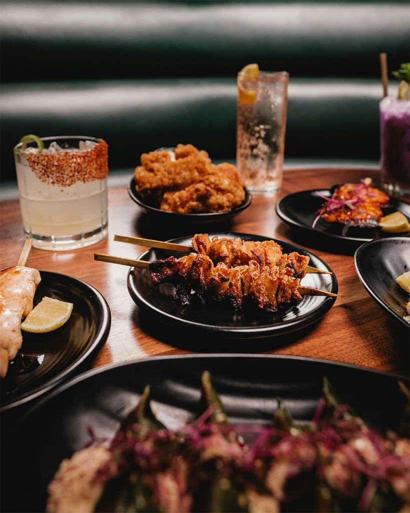 Charcoal-Grilled Yakitori (Chicken Skewers), yakitori tokyo, chicken skewers in japan