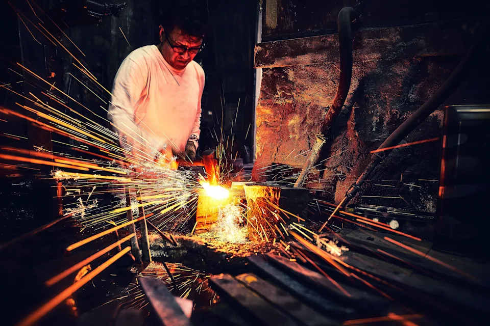A cutlery factory in Sakai.