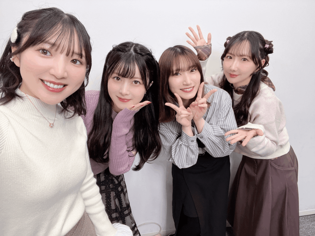 Toyota Moe, Tsukishiro Rina, Fukushima Haruna, and Toujou Sayako from Dengeki Game Live