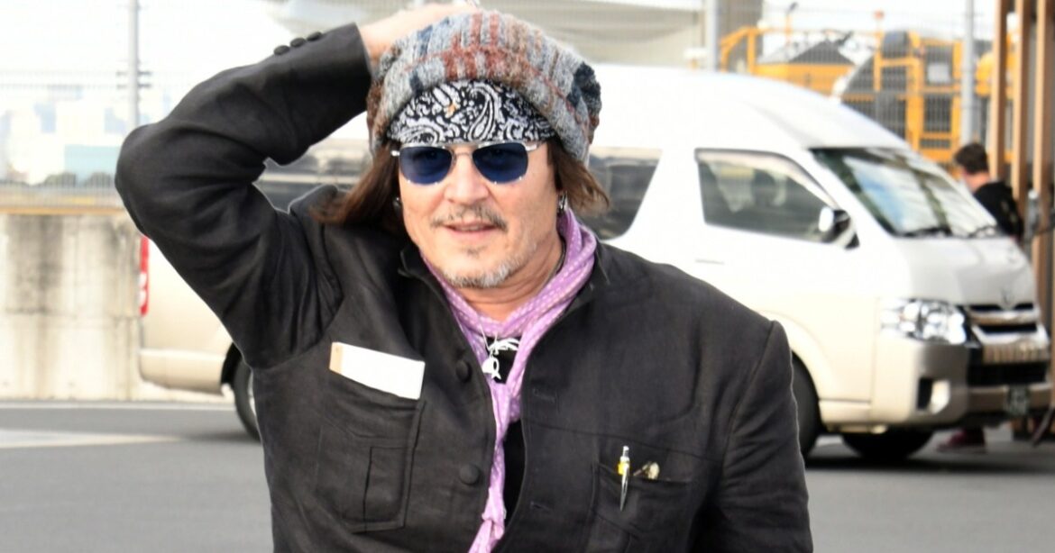 Johnny Depp’s First Japan Trip in 8 Years Gets Details Johnny Depp's First Japan Trip in 8 Years Gets Details