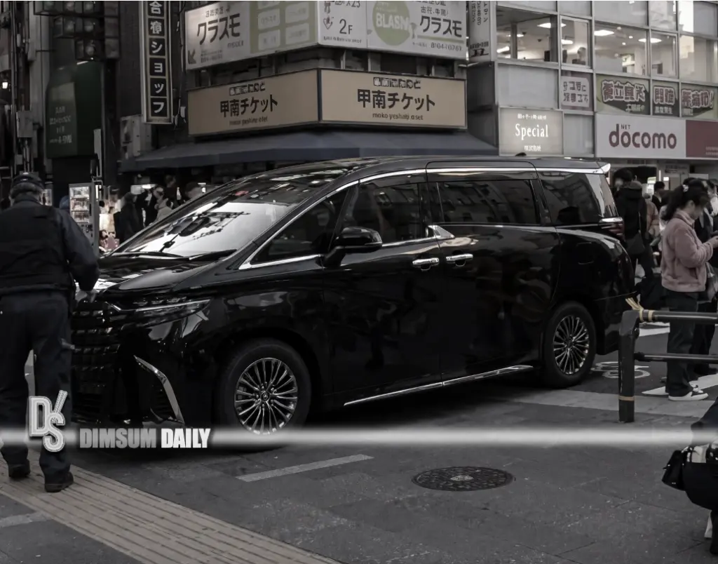 Three injured as car mounts pavement near Namba Station in central Osaka Three injured as car mounts pavement near Namba Station in central Osaka