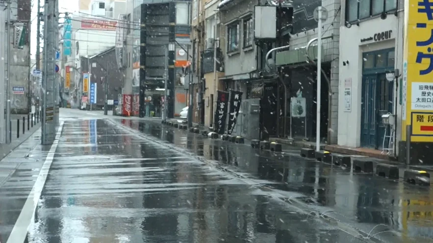 Japan has a far simpler way to clear snow from roads and the US may want to copy it