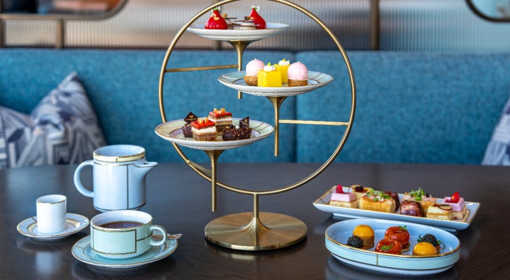 Waldorf Astoria Osaka and Tiffany & Co. present a special afternoon tea experience Waldorf Astoria Osaka and Tiffany & Co. present a special afternoon tea experience