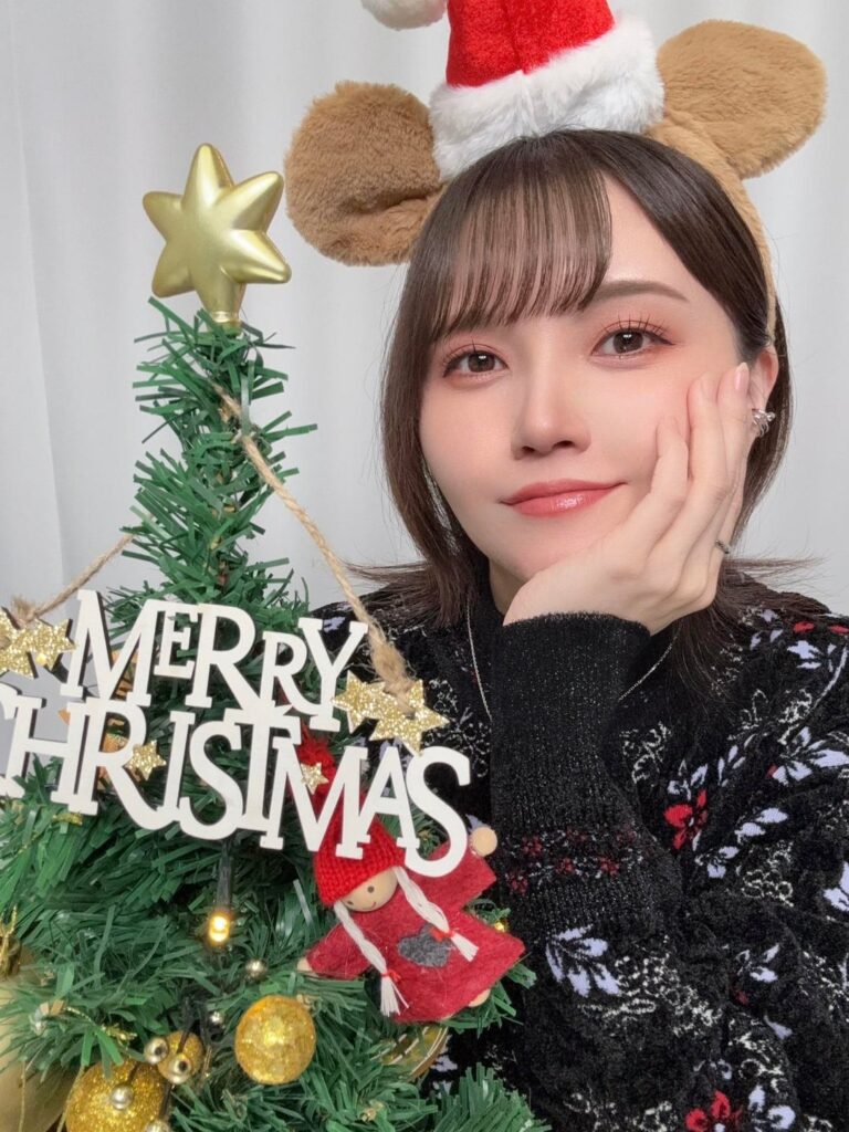 merry christmas from kito akari