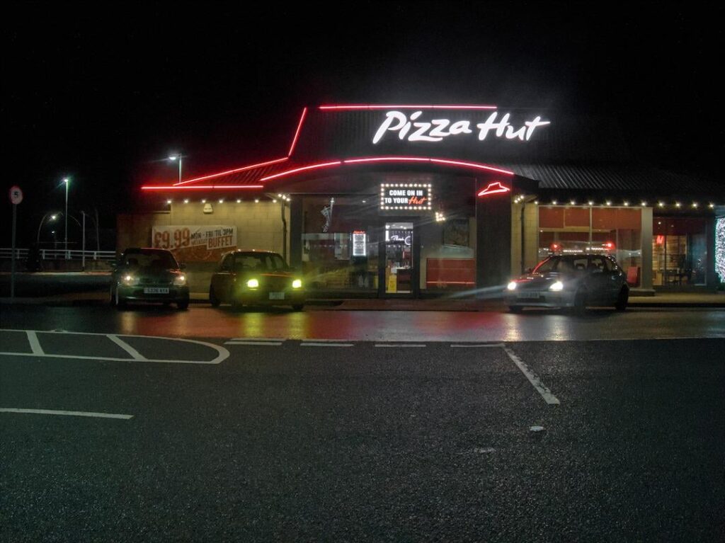 2 micras, a civic and pizza hut 😆