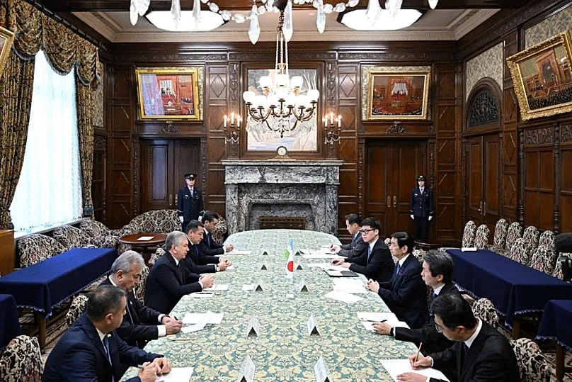 President Shavkat Mirziyoyev of Uzbekistan during talks with Masakazu Sekiguchi, President of Japan’s House of Councillors