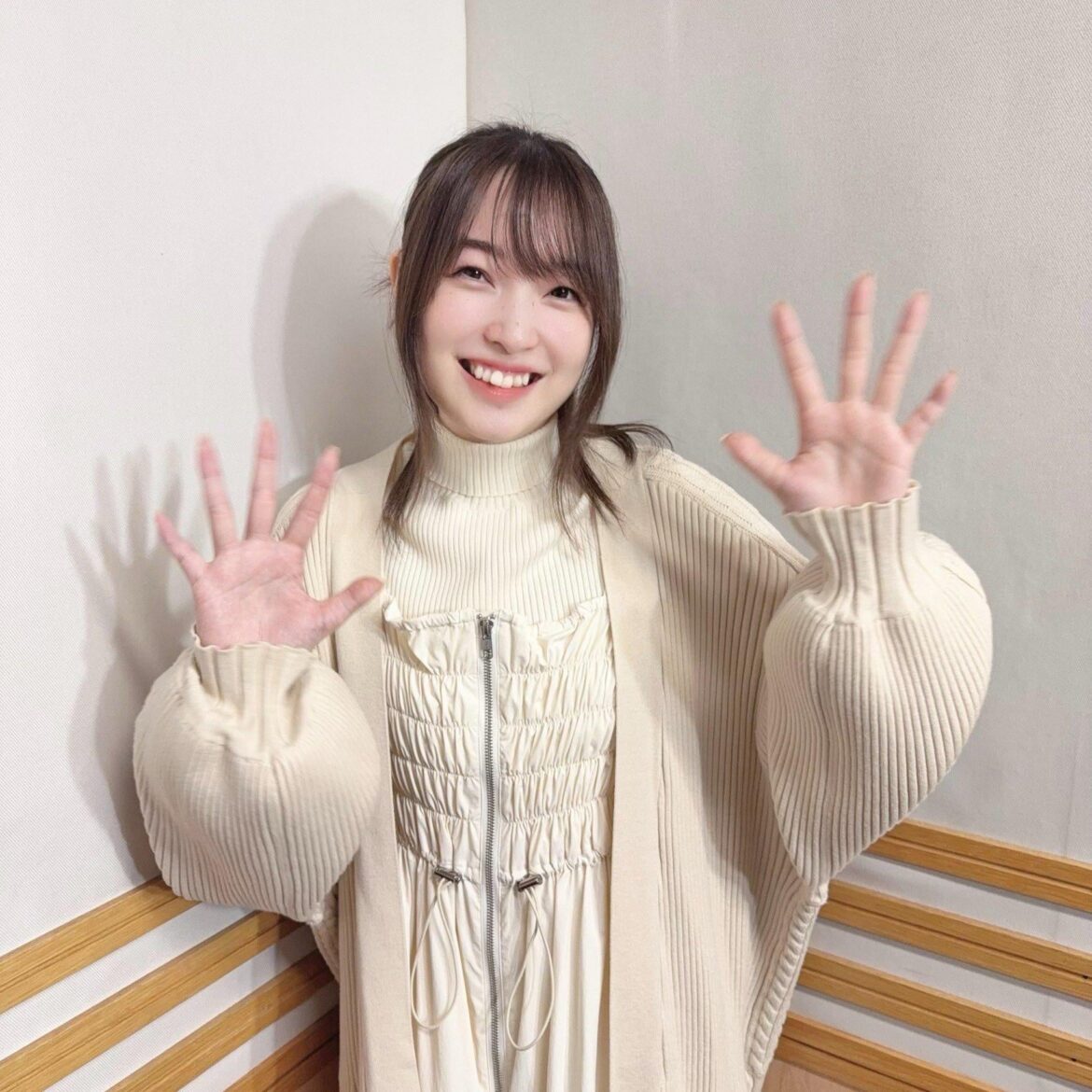 Ueda Reina from『Himitsu Bako』#300📻