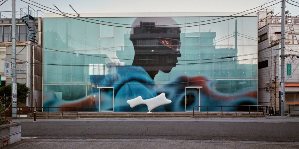 SKYLRK Opens Its First Store SKYLRK Opens Its First Store