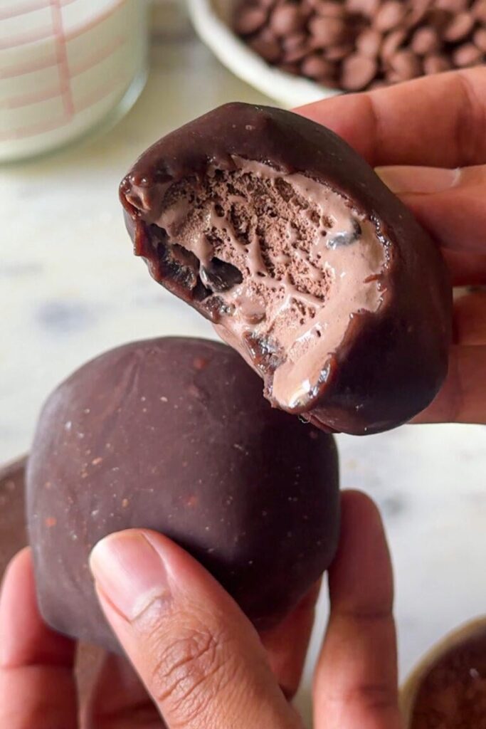 What's everyone favorite Mochi? Mine is Dark Chocolate 🍫