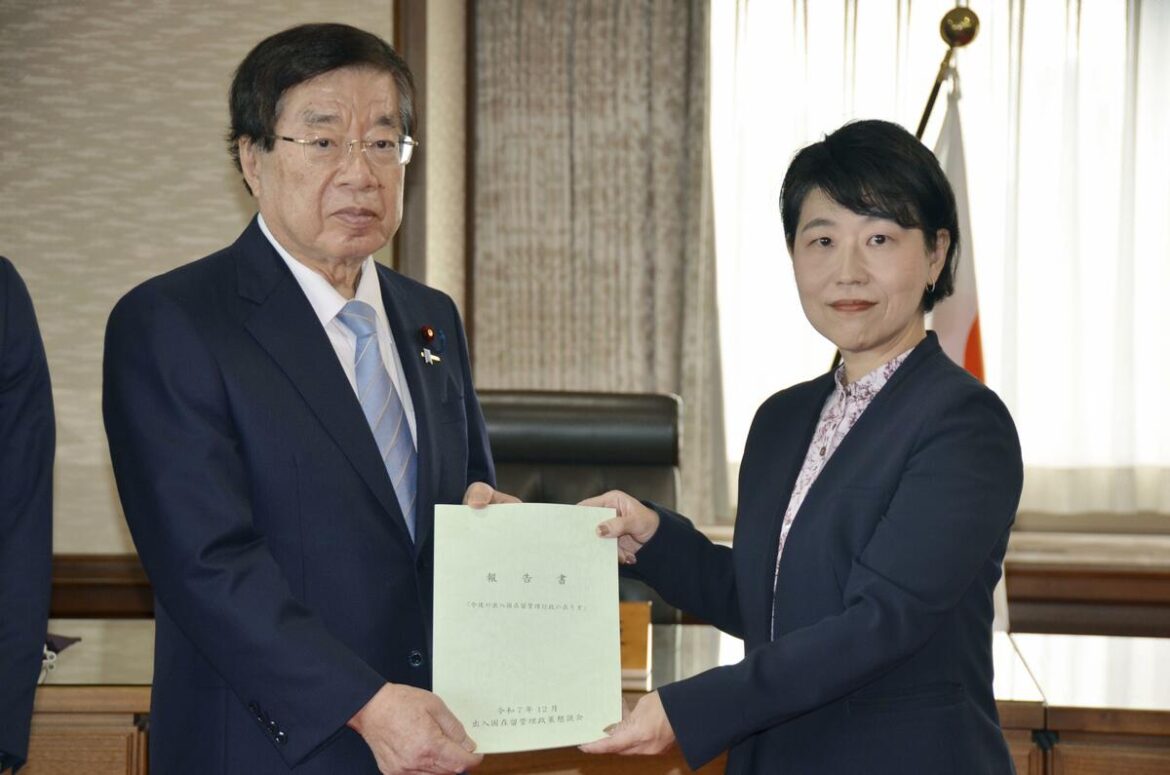 Panel calls for tighter Japan immigration control, help language learning