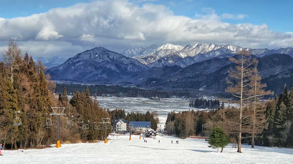 Japan ski resorts to fine tourists from 2026 Japan ski resorts to fine tourists from 2026