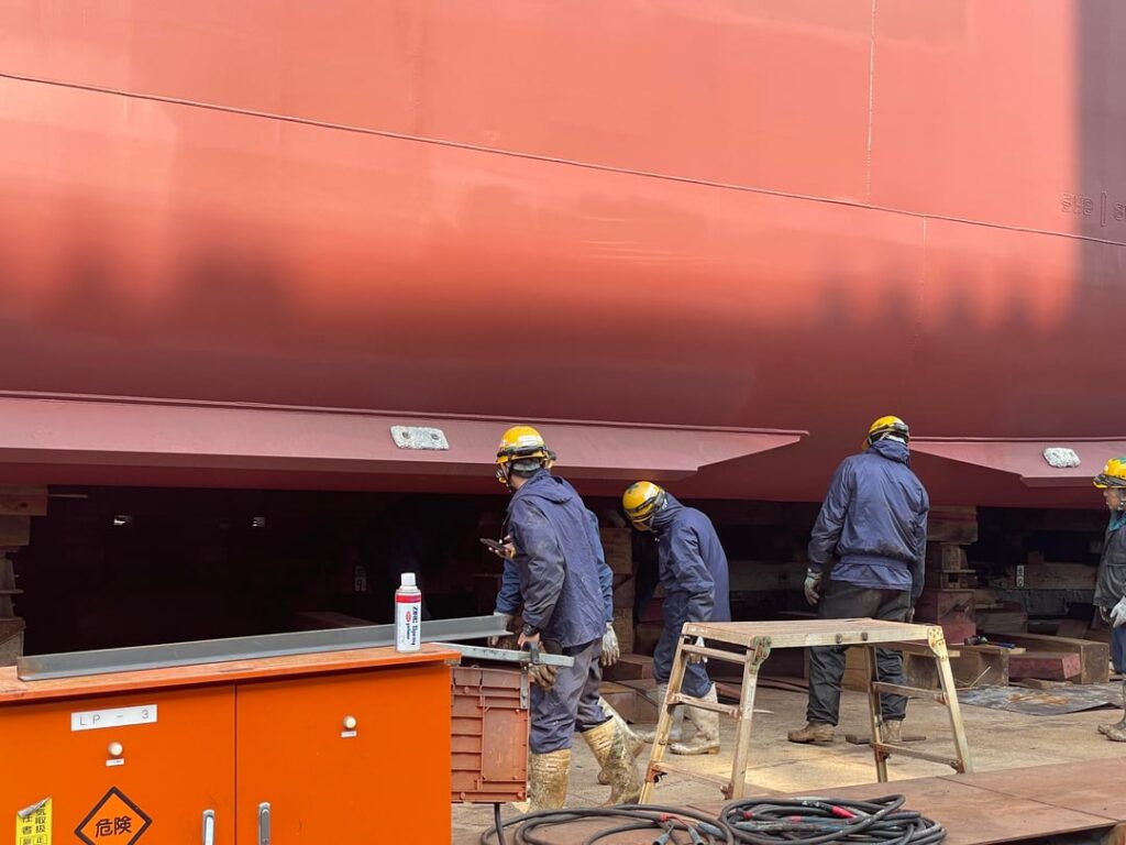 Went to watch the launch of a new ship in Hakata with the kids. My picks.