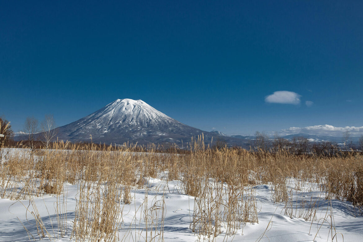 Has Niseko just recorded its worst start to winter in 67 years? Mount Yotei, Niseko Japan