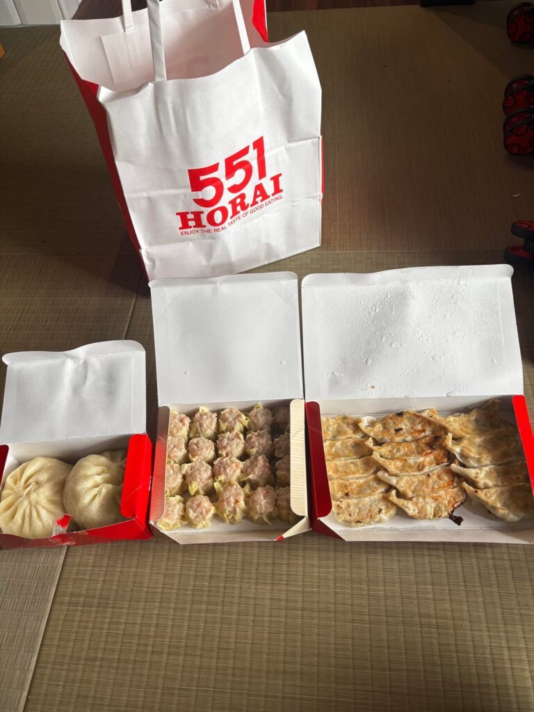 had to try 551 while in Osaka. 😋