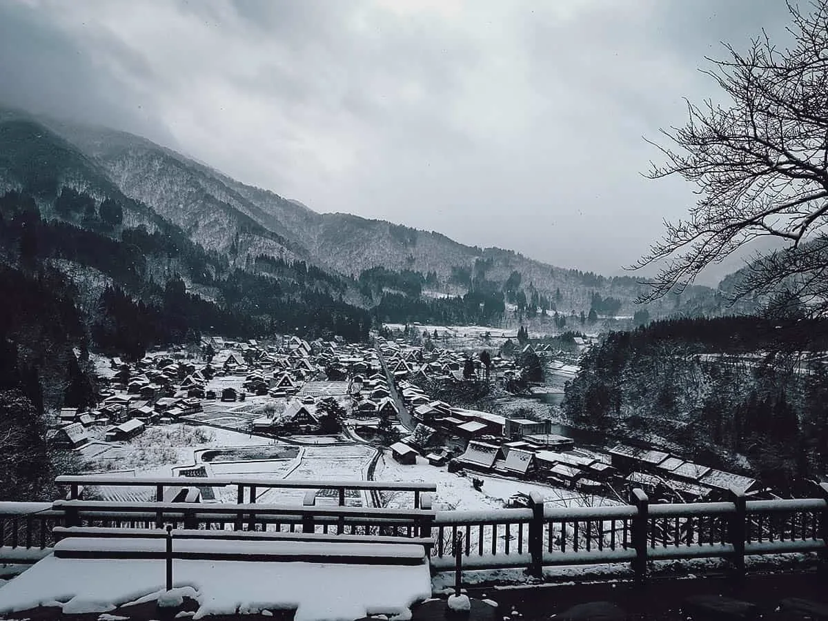 The Shirakawa-go Winter Travel Guide Shirakawa-go observation point