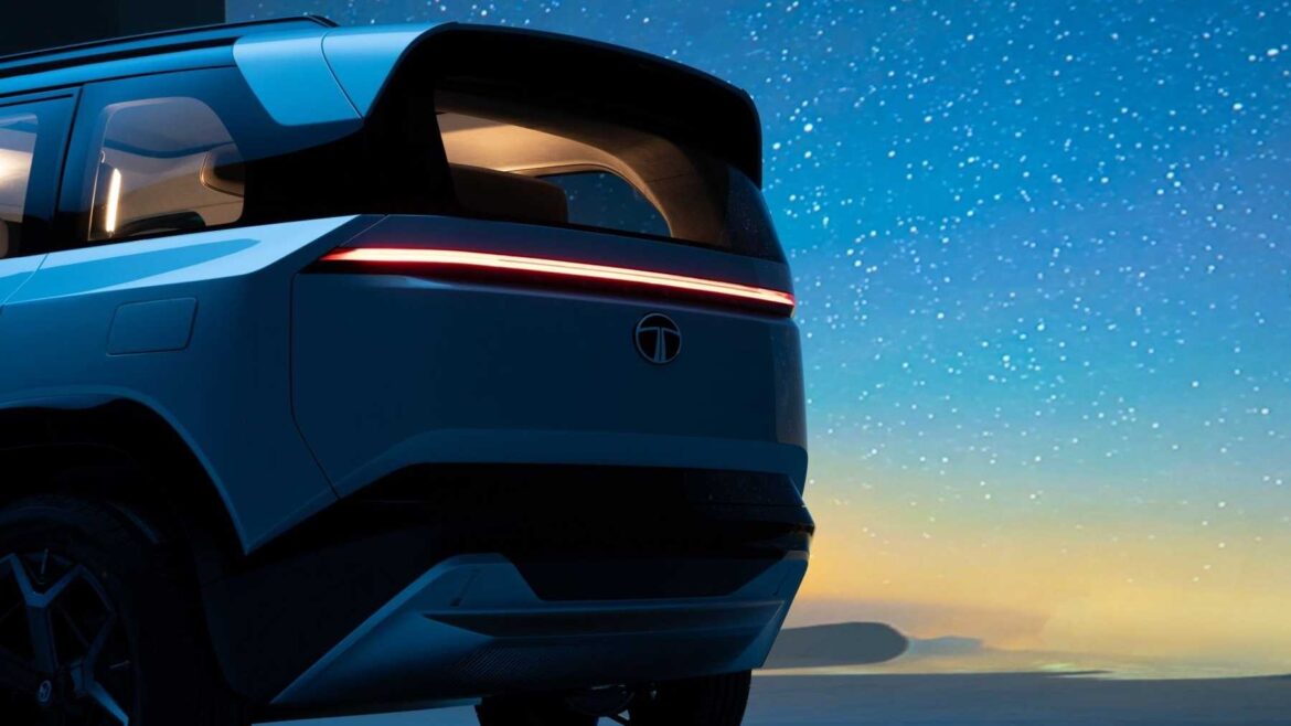 New asian electric vehicle