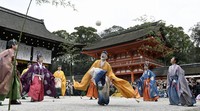 Members of the kemari preservation society, dressed in traditional clothing, give the first kemari performance of the year at Shimogamo Shrine in Kyoto's Sakyo Ward on Jan. 4, 2026. (Mainichi/Tsutomu Koseki)
