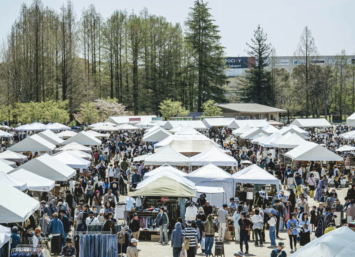 Best Osaka markets for vintage fashion, rare finds and antiques