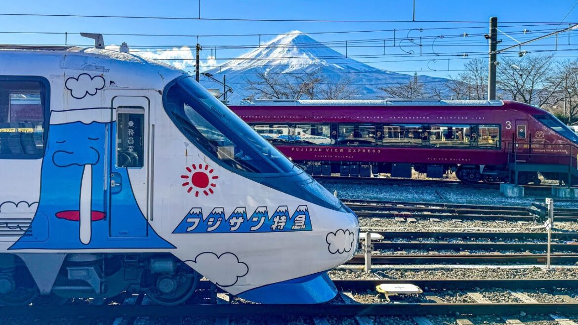 Perfect Weather Mt. Fuji Journey | Tokyo Trains to Kawaguchiko by Fuji Excursion Express