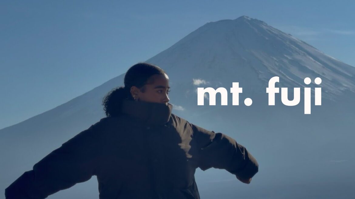 a solo weekend trip to mt fuji // japan travel vlog
