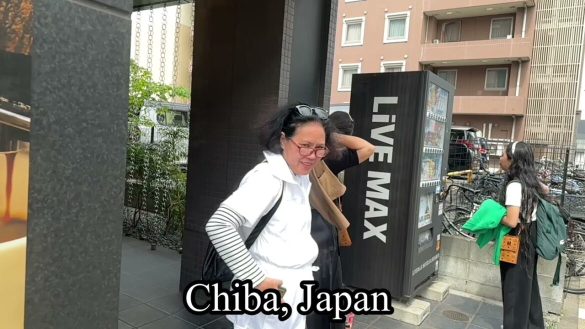 Walking @ Chiba and Riding a Monorail