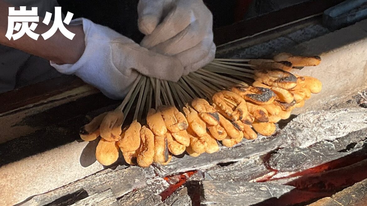 【京都グルメ】炭火の香りに足が止まった、参道の名物「あぶり餅」世界25カ国旅したシェフ食べ歩き|あぶり餅一和(一文字屋 和輔) 【京都グルメ】炭火の香りに足が止まった、参道の名物「あぶり餅」世界25カ国旅したシェフ食べ歩き|あぶり餅一和(一文字屋 和輔)